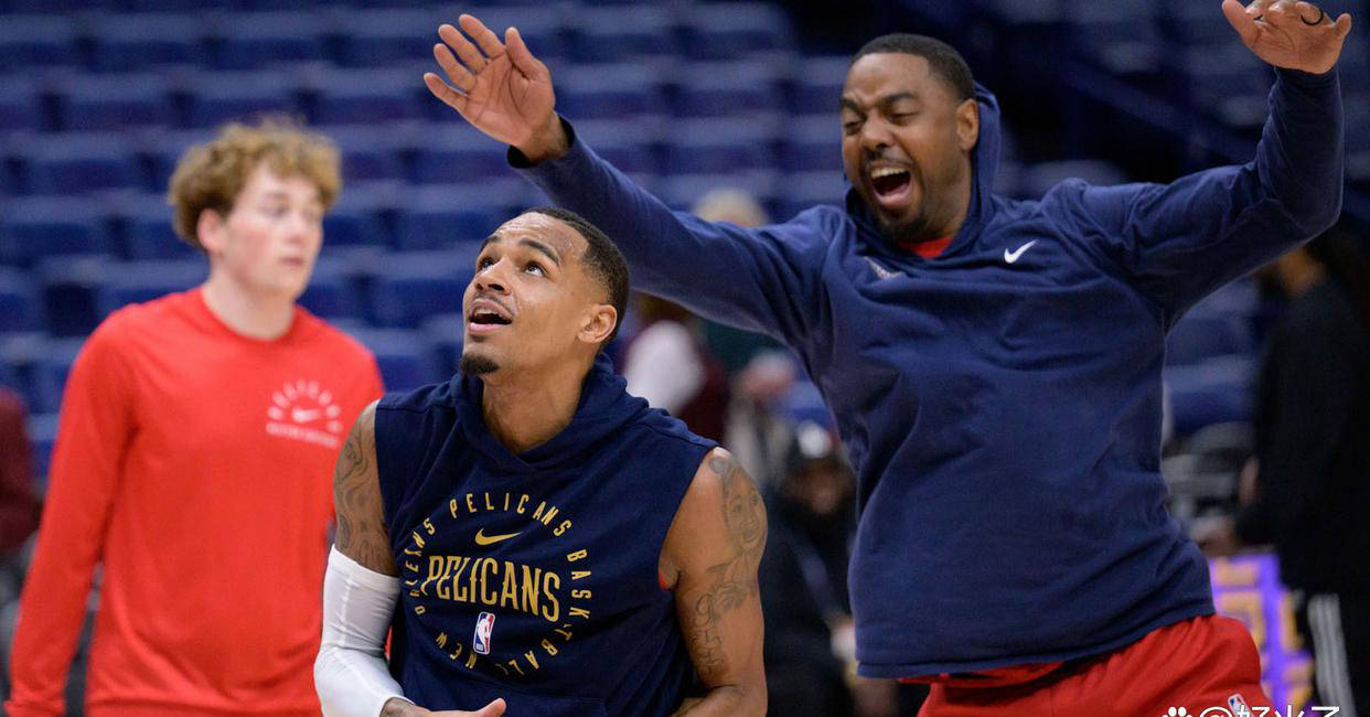 玩加电竞直播关于新奥尔良鹈鹕训练开放日，今晨临场应变引欢呼，NBA总决赛在即，年轻球员得到机会的信息